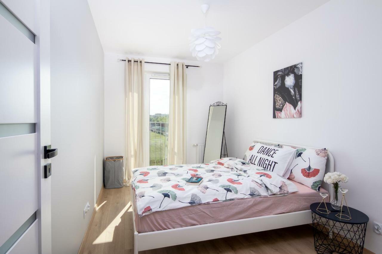 Apartamenty Ul. Marii Konopnickiej Krasków Exteriör bild